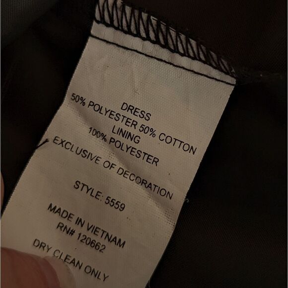 Isobella & Chloe embroidered & pleated overskirt party dress size 4T - Picture 8 of 8